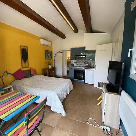 488-sanary Sur - Rez De Jardin Dans Propriete Privee Au Calme Mae-9814 فيلة *