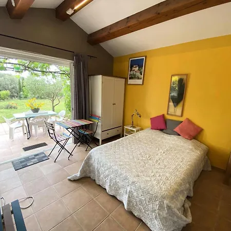 488-sanary Sur - Rez De Jardin Dans Propriete Privee Au Calme Mae-9814 فيلة